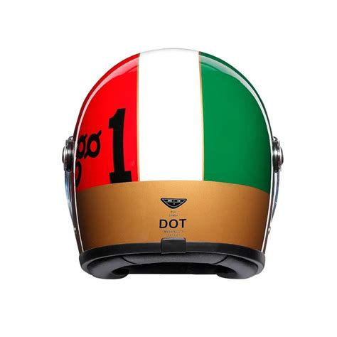 Giacomo Agostini con un casco AGV X3000