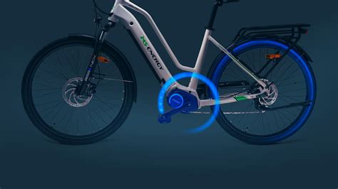 Una bicicletta elettrica Benelli in un contesto urbano