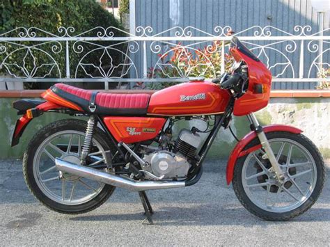 Benelli 2C Sport con cupolino e ruote in lega