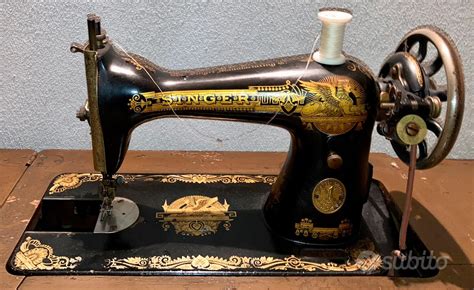 Collezione di macchine da cucire a pedale d'epoca