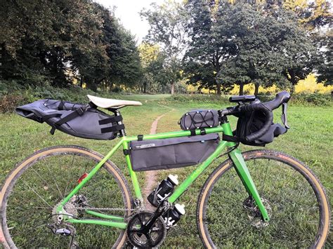 Diverse tipologie di borse da bikepacking