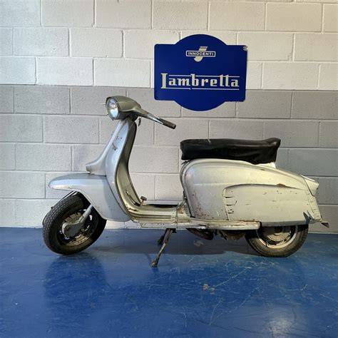 Lambretta Special Golden Silver vetrina