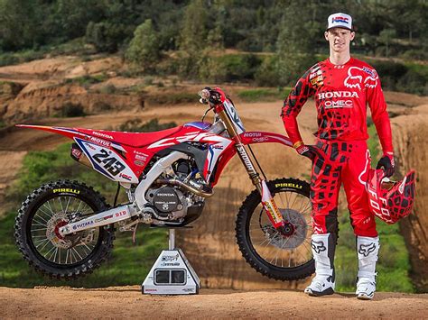 Tim Gajser con la sua Honda CRF450RW