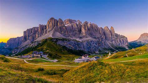 panorami delle Dolomiti e passi alpini