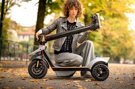 monopattino Lynx tre ruote sicurezza