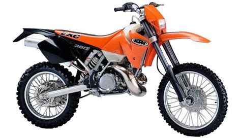 Immagine confronto KTM 380 EXC e enduro classiche
