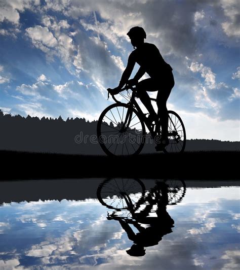 Immagine di un ciclista in gara