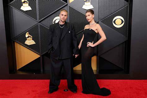 scenario musicale: videoclip e scena dal Grammy Awards
