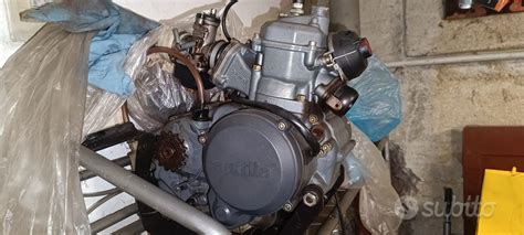 Motore Rotax MAX in fase di manutenzione