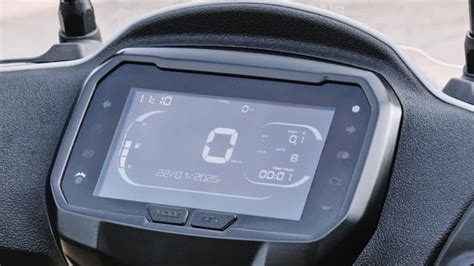 Dettaglio strumentazione digitale Piaggio Liberty 2025