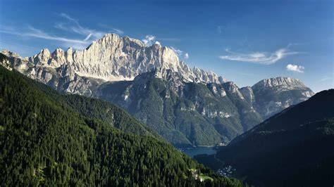 Laghetto di Alleghe panorama Monte Civetta