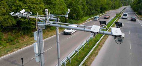 Immagine di controllo stradale e telecamere