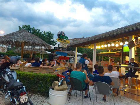 bar motociclisti lago di garda Lazise La Pacheca Rock bar