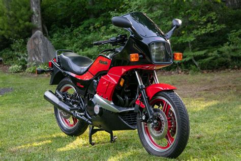 Kawasaki GPz750 Turbo front view with fairing