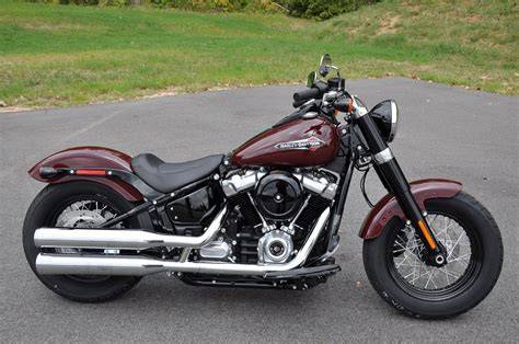 Harley Slim esemplare design essenziale