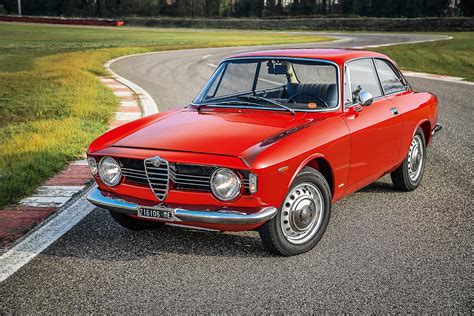 Immagine linea laterale Alfa Romeo GT