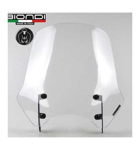 Cupolino Biondi vicino strumenti e dotazioni