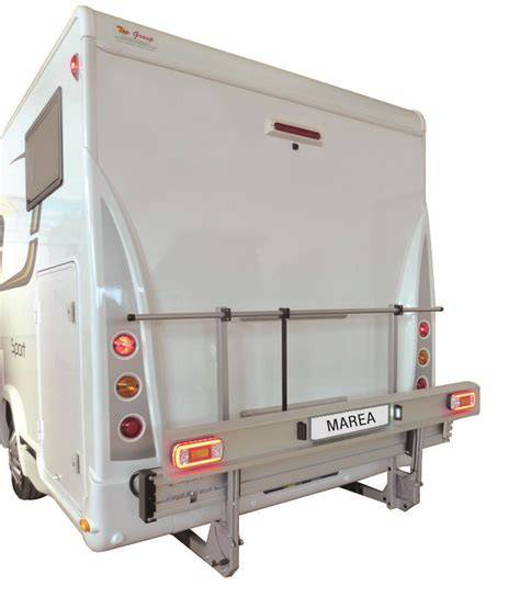 portamoto pieghevole ripiegato su camper