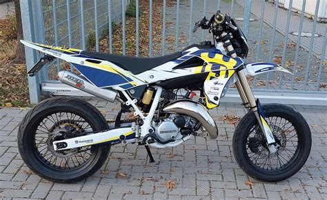 Husqvarna SMS 125 in azione