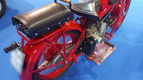 Dettaglio del motore monocilindrico orizzontale del Moto Guzzi Galletto