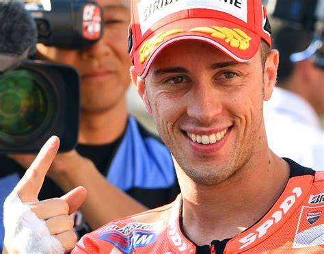 Immagine: ritratto di Andrea Dovizioso in gara