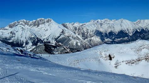 Vista dalla cima del Monte Pora verso la Val Camonica