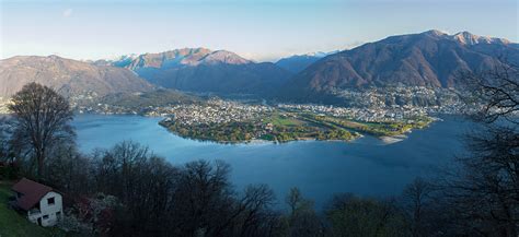 panorama Lago Maggiore e catene montuose