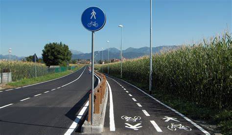 mappa della pista ciclabile e aree pedonali
