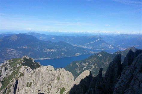 Panorama dall’alto su Lecco e Grignetta