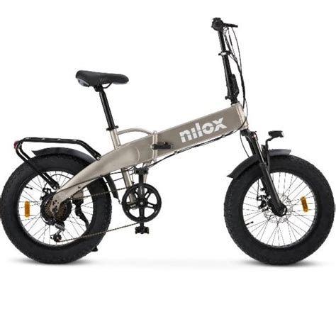 Bicicletta elettrica Nilox SL5 in azione