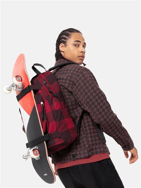 zaini skate esterno fissaggio tavola