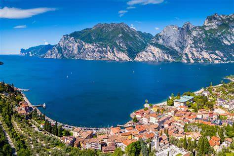 Panoramica lago Garda e ciclovie