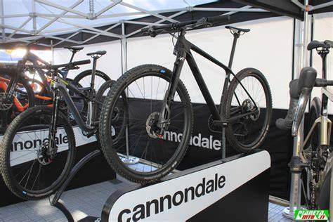 Grafico delle configurazioni Cannondale F-Si nel Team e in commercio