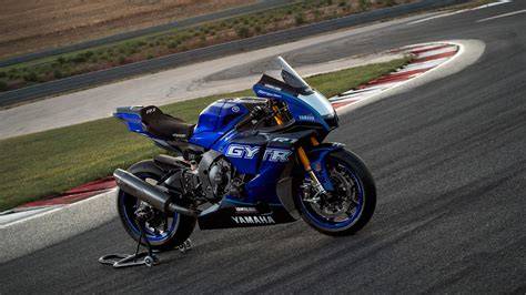 Immagine di Yamaha R1 con allestimento GYTR