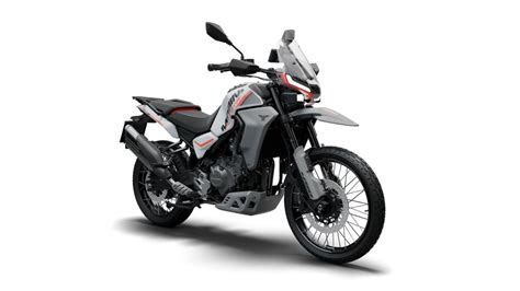 Moto pensata per viaggio e fuoristrada leggero