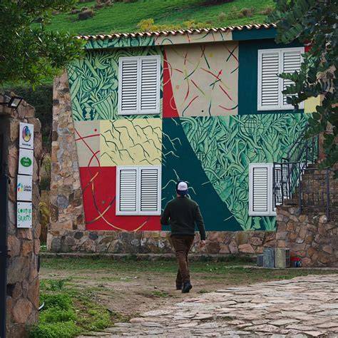 Murale e ultimo scorcio di Namie