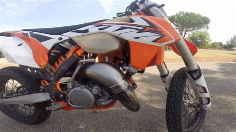 KTM 125 EXC 2006 con scarico FMF Shorty