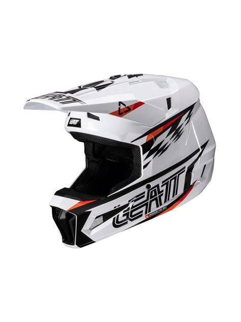 maschera motocross con casco jet spiegazione