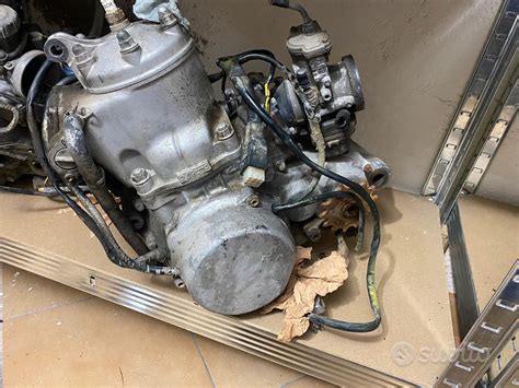 Motore di una Suzuki RM 125 smontato
