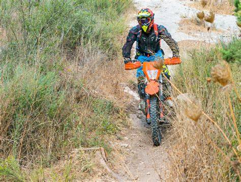 immagine panoramica gara enduro Vittoria