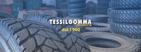 V65 PA 1992 Gomme nuove