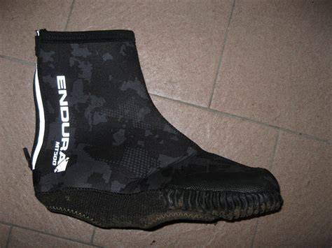 copriscarpe endura mt500 infografica