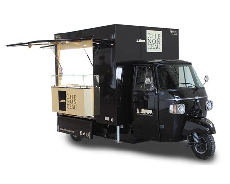 Un Ape Classic allestito come street food truck