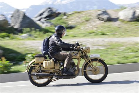 immagini storiche moto e comitati piemontesi