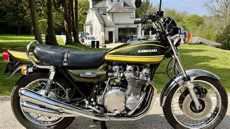 Kawasaki Z900 1974 modellino con cupolino