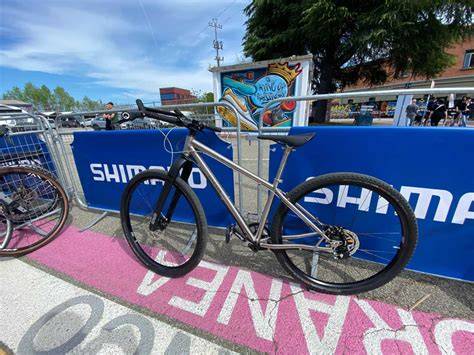 Grafico confronto materiali telai BMX