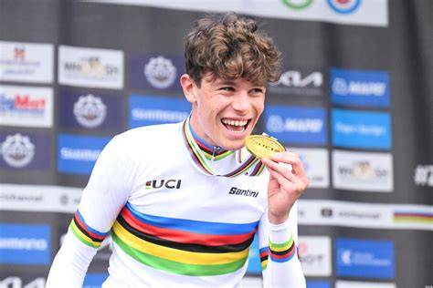 Ivan Romeo vittoria cronometro Zurigo podio