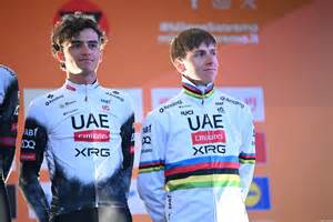 Tadej Pogacar e Isaac Del Toro in fuga sul circuito di Kigali