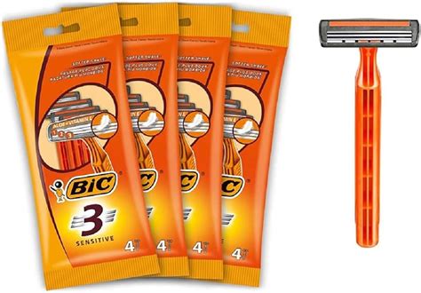 Immagine di diversi modelli di rasoi BIC per uomo