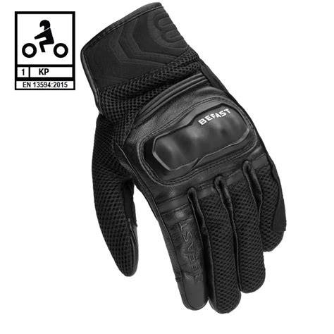 guanti enduro certificati CE schema visivo